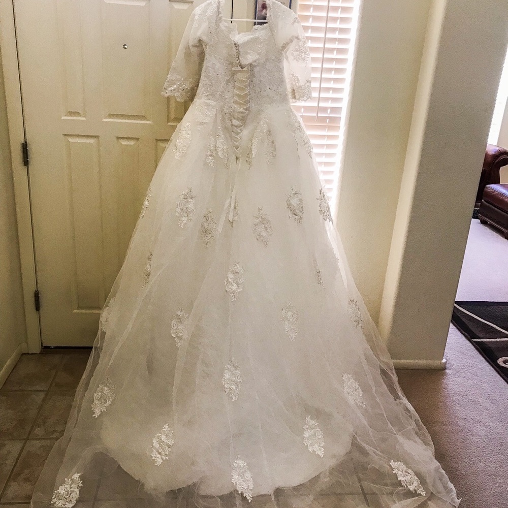 Never used Wedding Dress